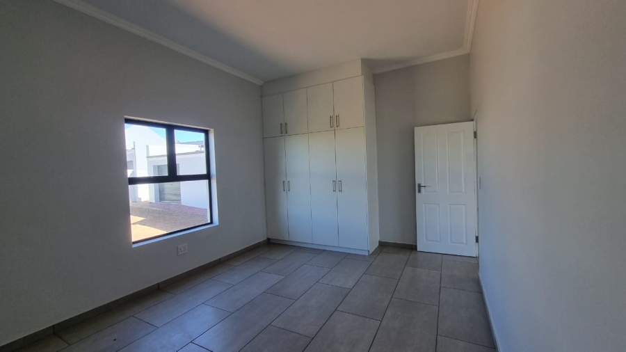 3 Bedroom Property for Sale in Laguna Hills Western Cape